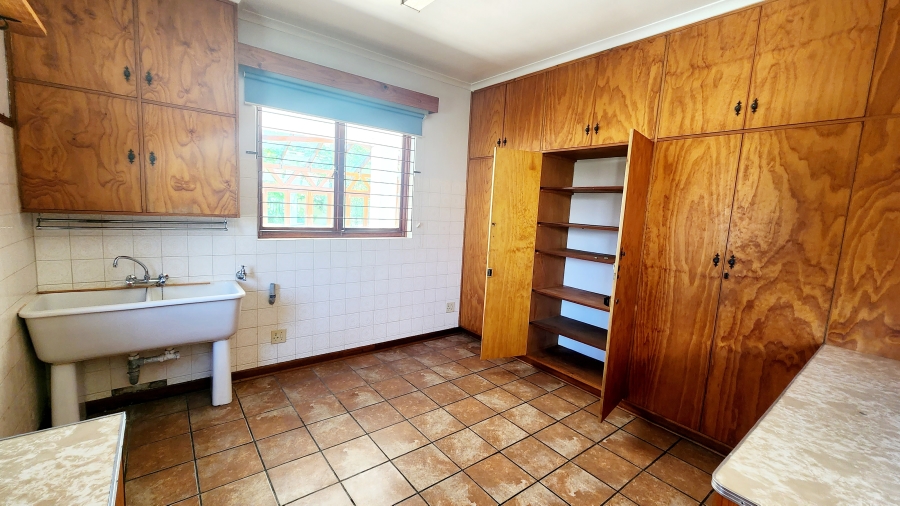 3 Bedroom Property for Sale in Heatherlands Western Cape